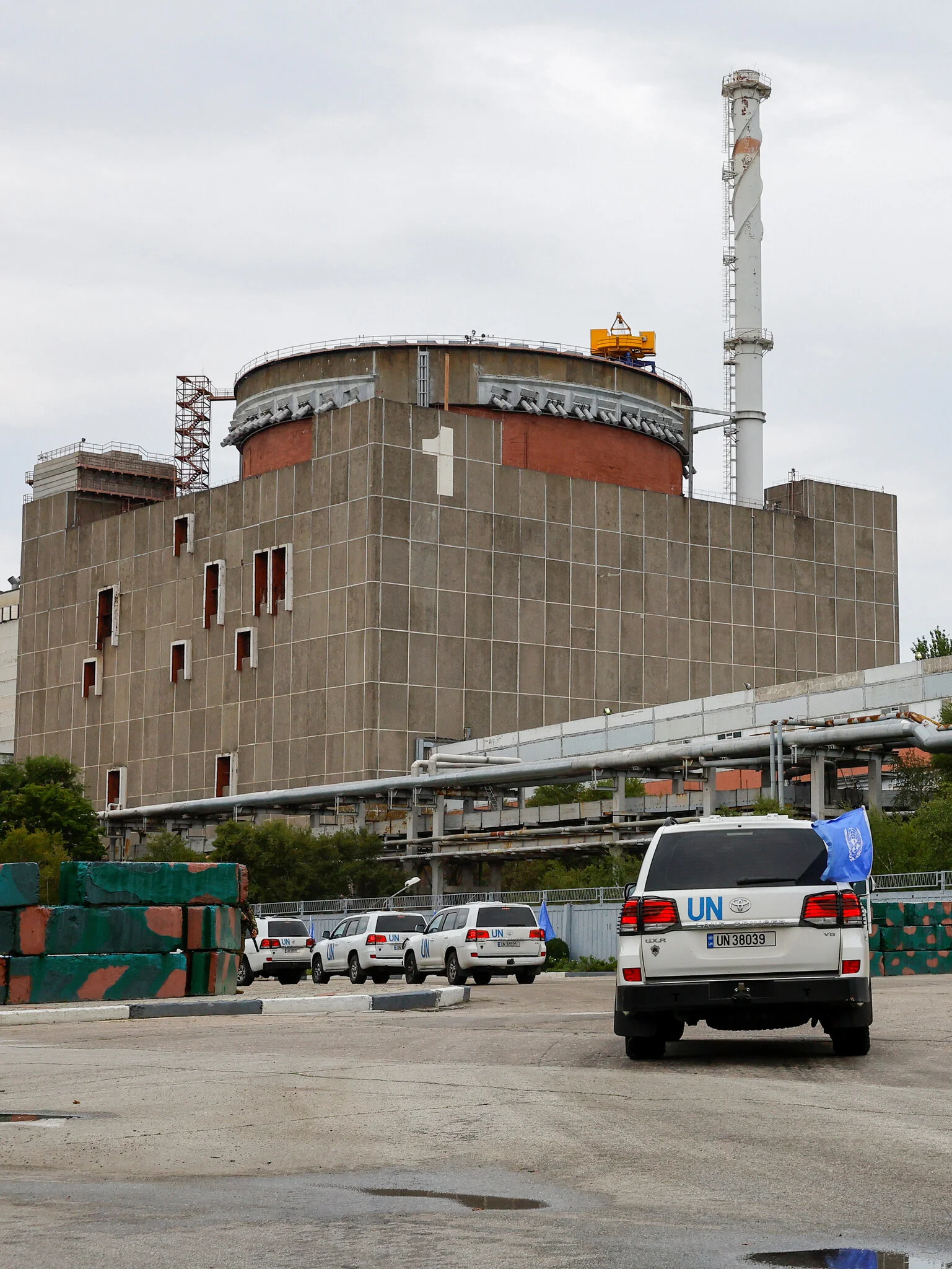 A Nuclear Power Plant on Ukraine’s Front Lines